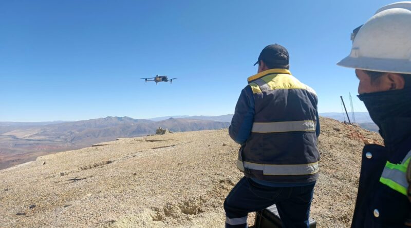 Fijan área de seguridad para cesar operaciones mineras sobre la cota 4.400 del Cerro Rico con dron inteligente de última generación