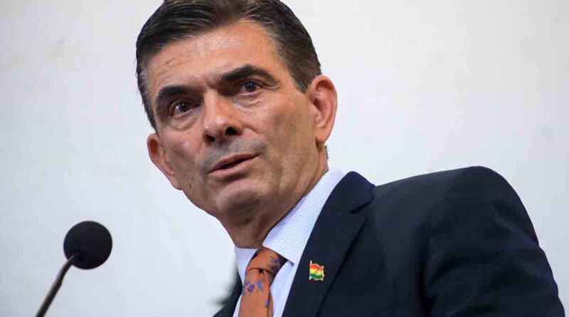 Paz envia al legislativo proyecto de ley para regular los estados de excepción y blindar a las FFAA